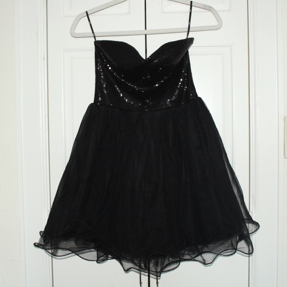 Black dress forever 21